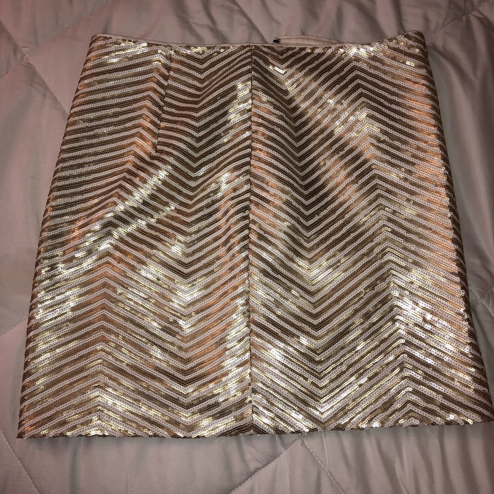 Banana Republic Gold Sequin Mini Skirt, Size 8P
